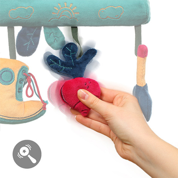 BabyOno Розвиваюча іграшка - підвіска для коляски Сад (хлопчик) (1492) 5901435413944